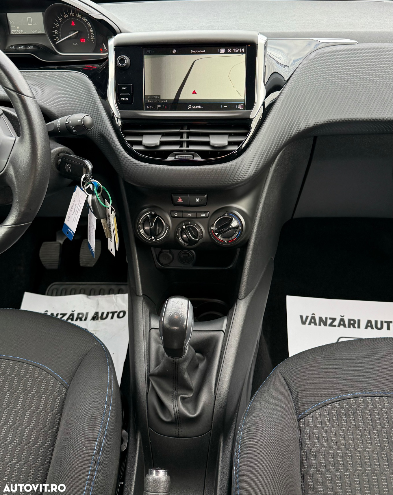 Peugeot 208 1.2 L PureTech Style - 20