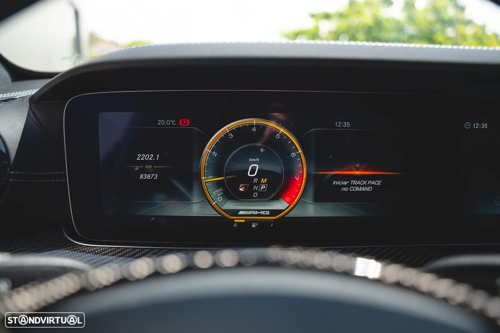 Mercedes-Benz E 63 AMG S 4-Matic+ - 35