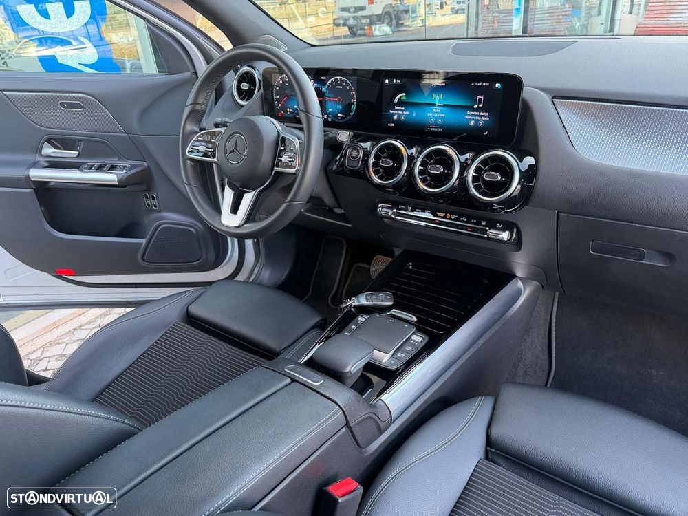 Mercedes-Benz GLA 250 - 8