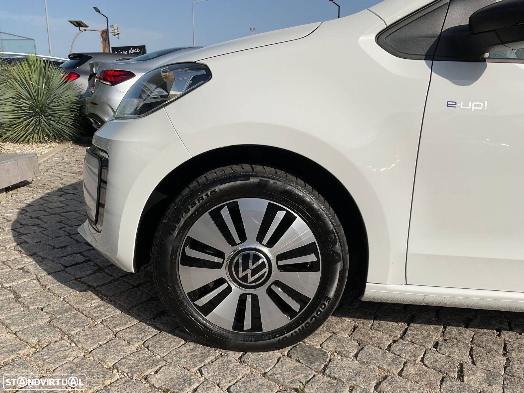 VW e-Up! Confort - 13