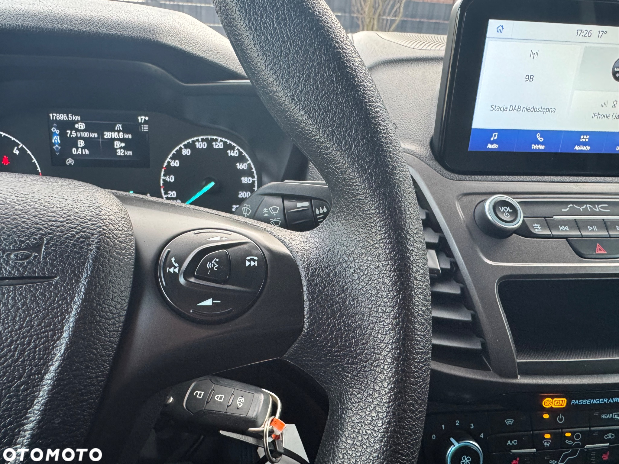 Ford TRANSIT CONNECT - 19