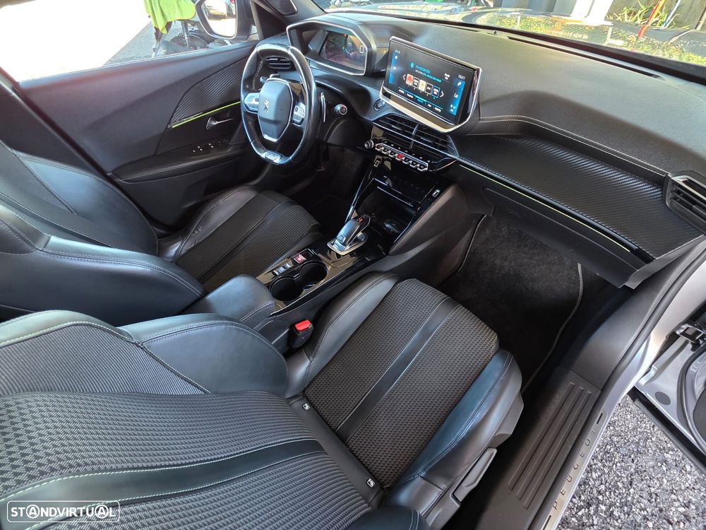 Peugeot 2008 1.5 BlueHDi GT Pack EAT8 - 20