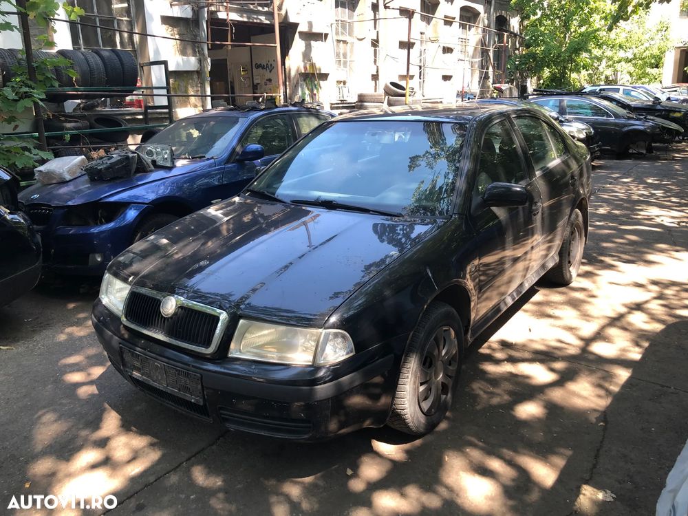 Dezmembrez Skoda Octavia 1 tour negru diesel 2006 - 3