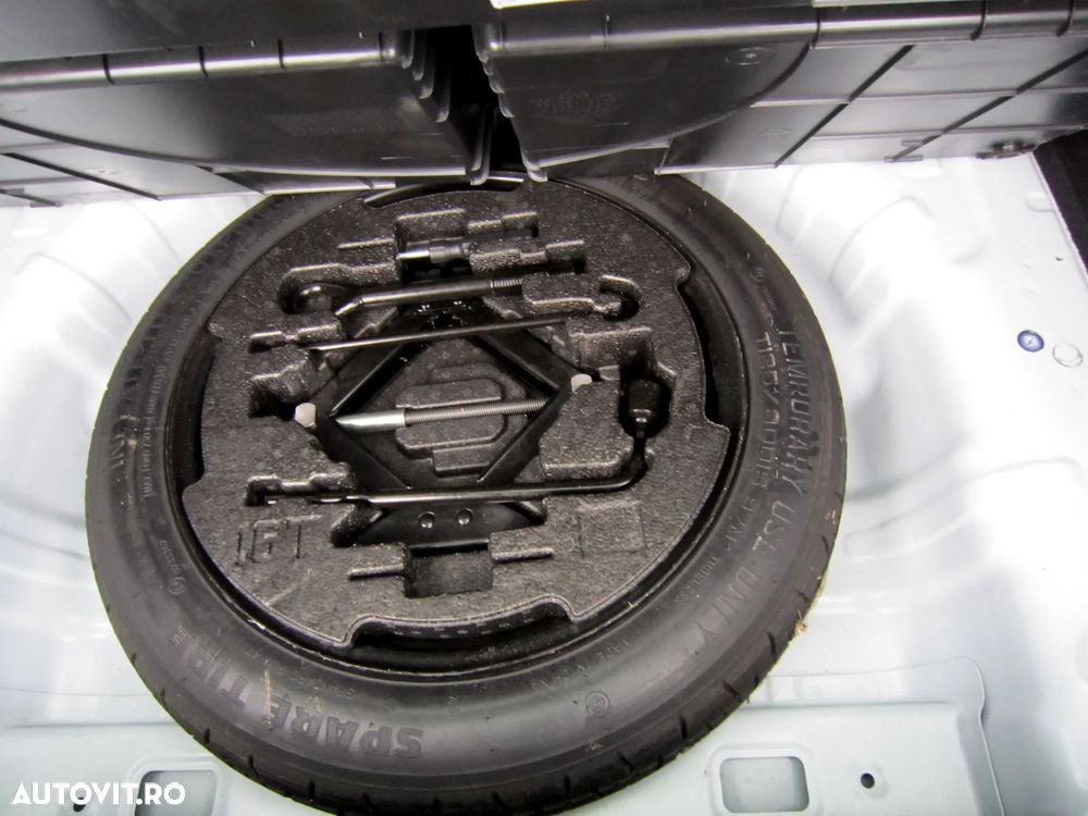 Hyundai i30 Kombi 1.6 CRDI DCT Select - 31