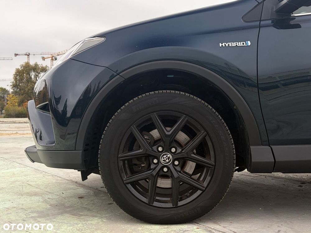 Toyota RAV4 Hybrid Premium 4x4 - 9