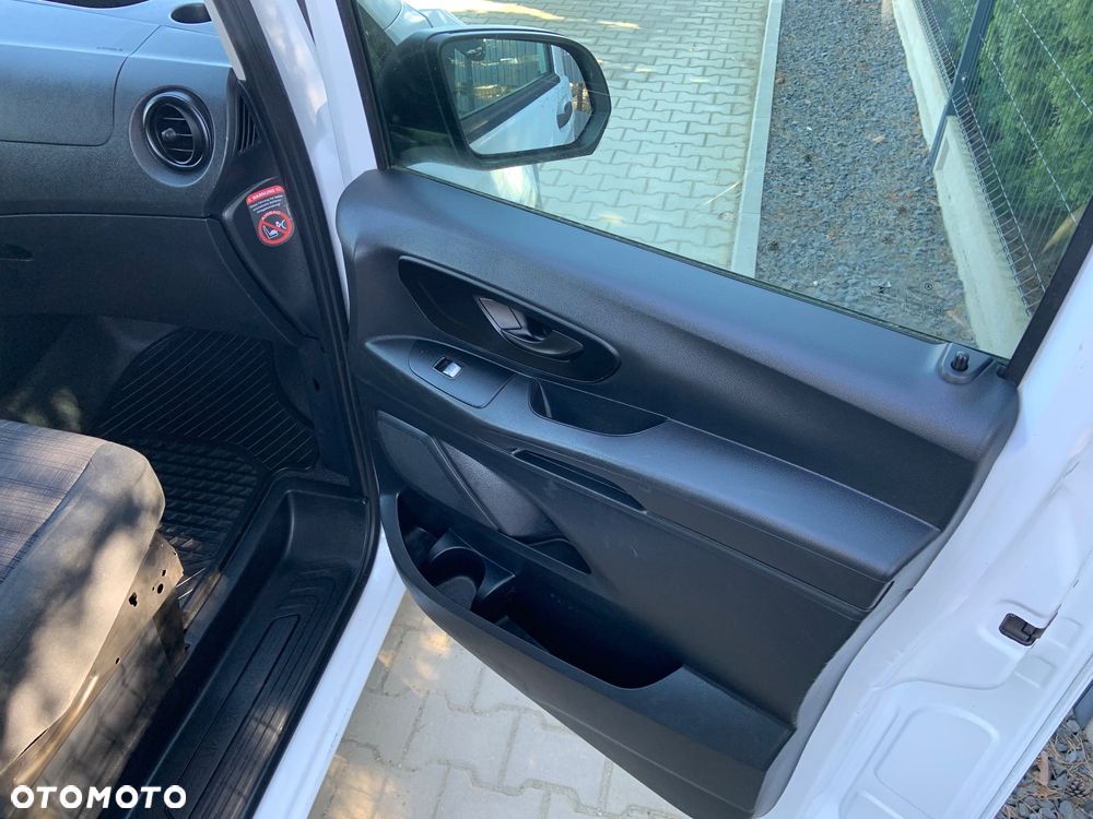 Mercedes-Benz Vito - 21