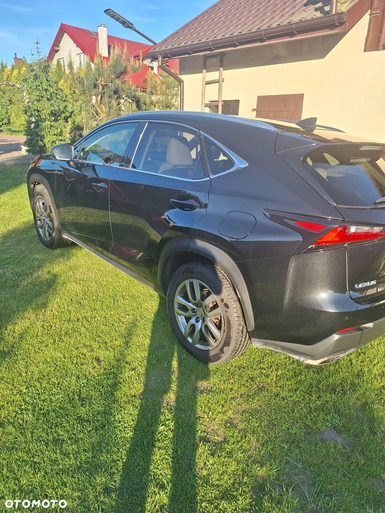 Lexus NX 200t Comfort AWD - 3