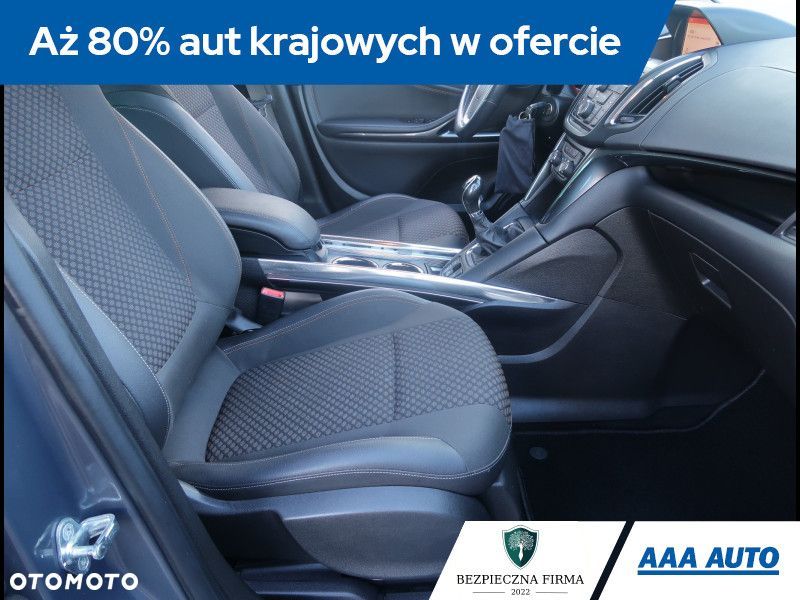 Opel Zafira - 10