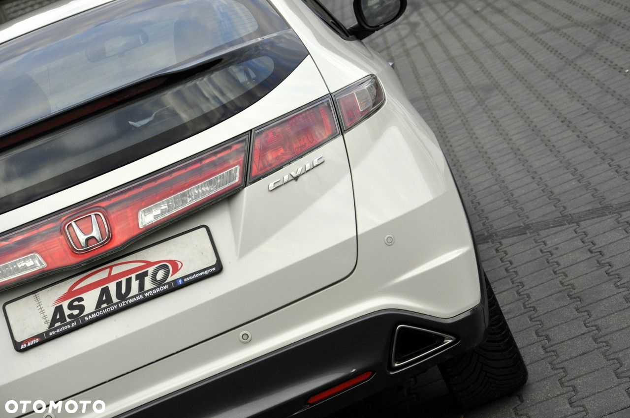 Honda Civic 1.8 Sport - 28