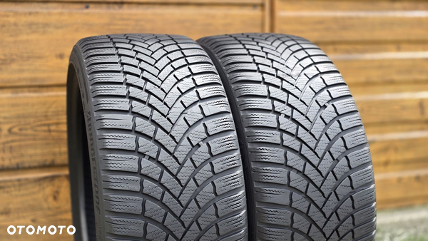 Opony zimowe 225/40R18 Bridgestone. Cena za 2 szt. Wysyłka montaż.