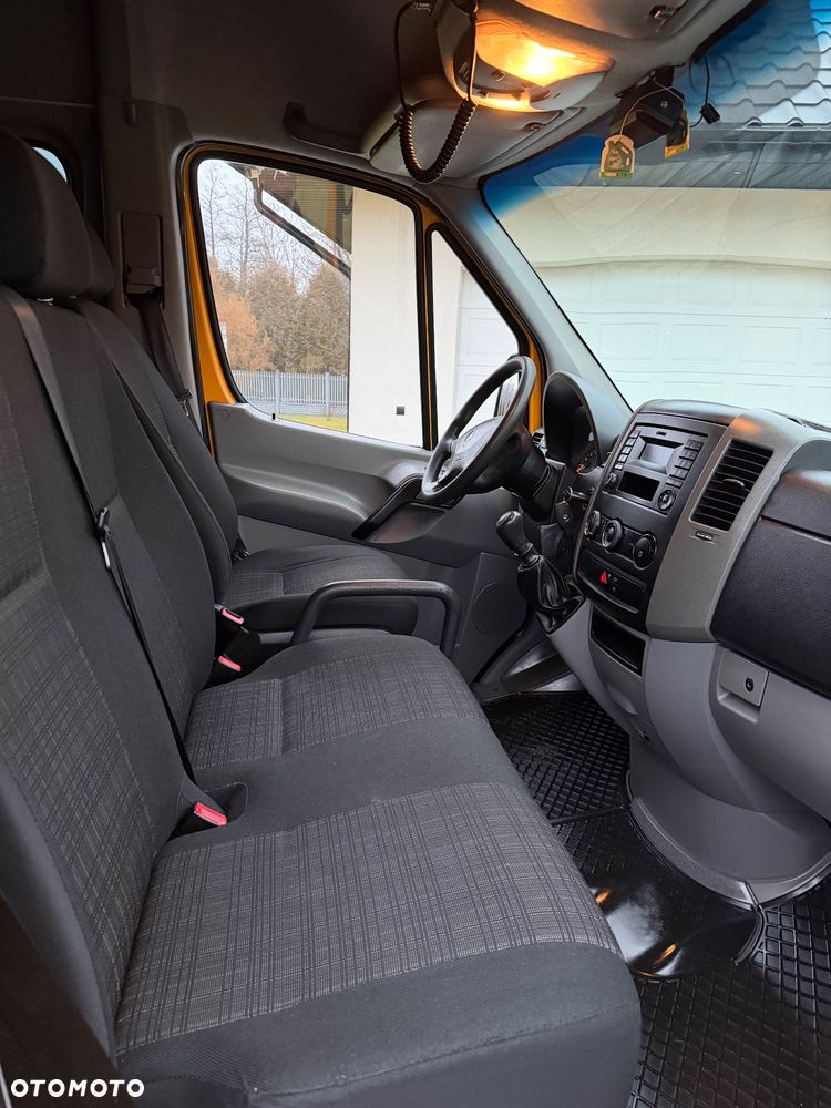 Mercedes-Benz Sprinter - 7