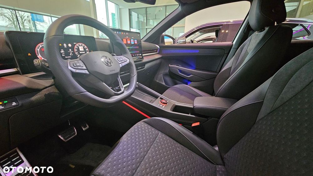 Volkswagen T-Roc - 18