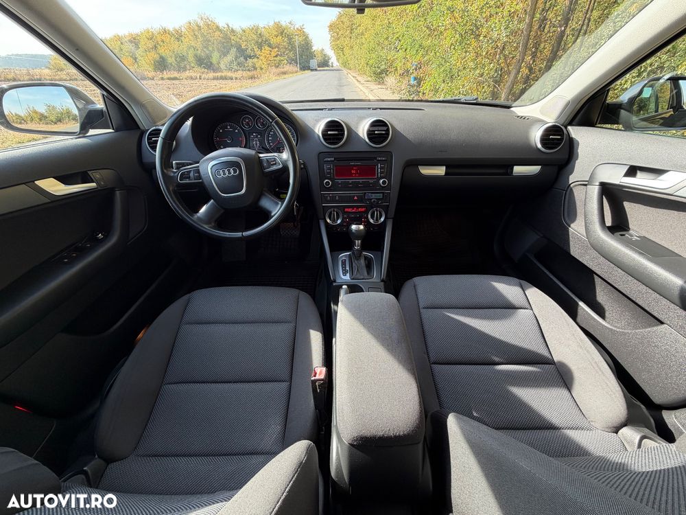 Audi A3 Sportback - 3
