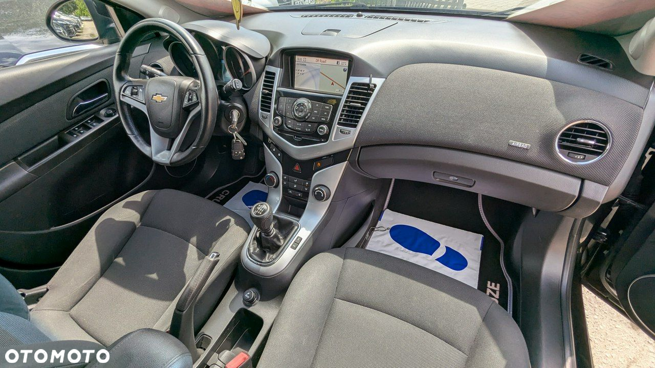 Chevrolet Cruze - 19