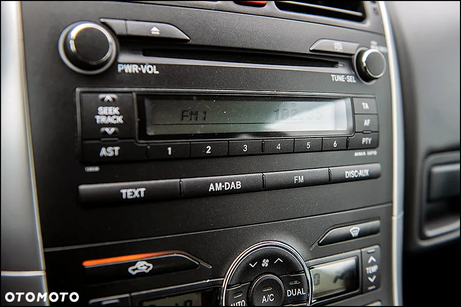 Toyota Auris - 24