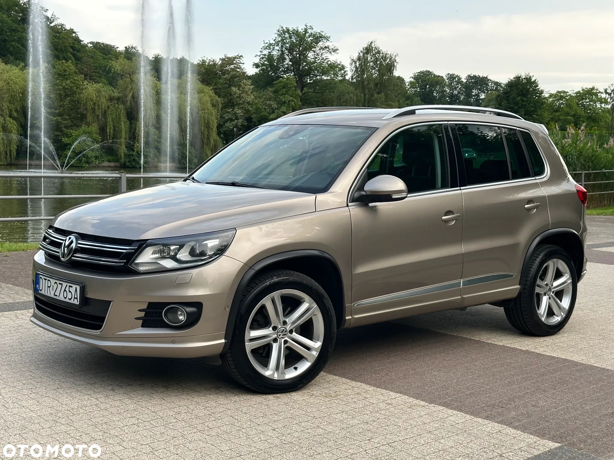 Volkswagen Tiguan 1.4 TSI Sport&Style - 1