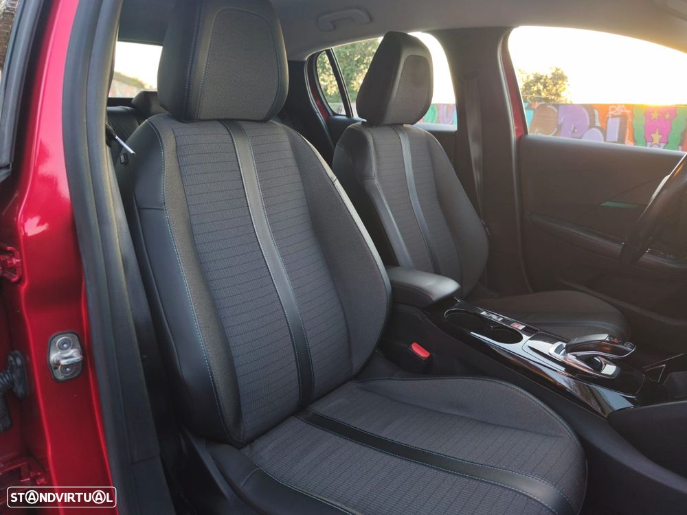 Peugeot 208 1.2 PureTech Allure EAT8 - 20