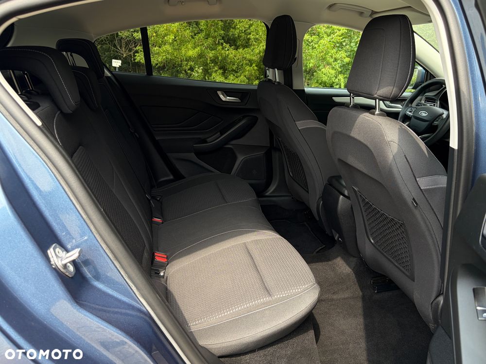 Ford Focus 1.0 EcoBoost Trend - 16