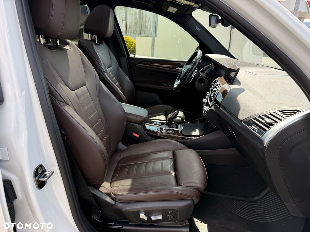 BMW X3 xDrive30i GPF xLine - 9