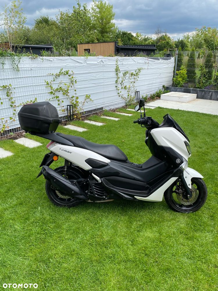 Yamaha NMAX - 1