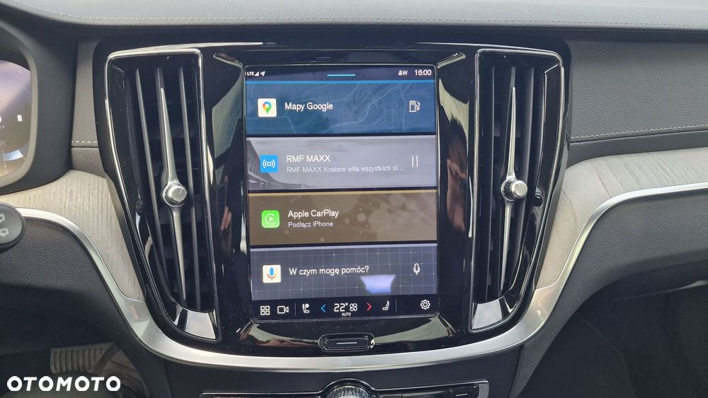 Volvo V60 Cross Country - 18