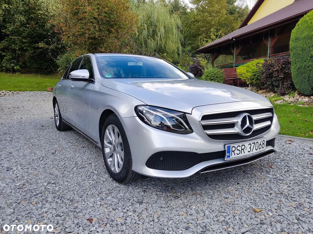 Mercedes-Benz Klasa E 220 d 9G-TRONIC - 2