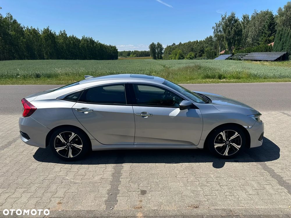 Honda Civic 1.5 T Executive - 3