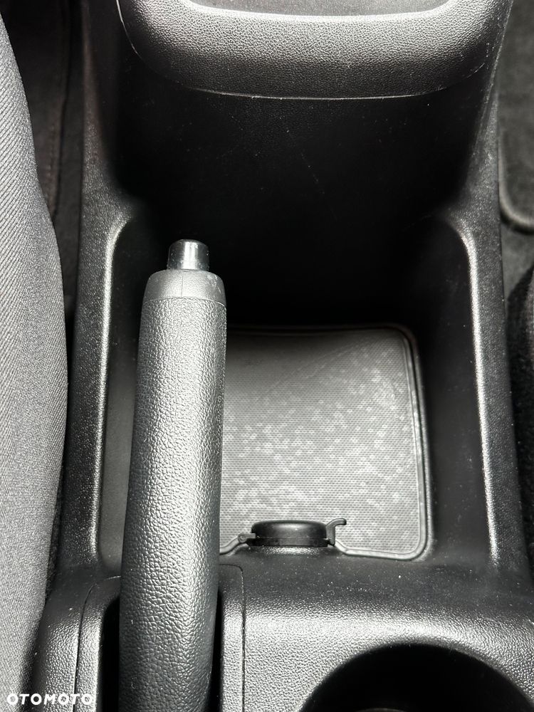 Kia Venga - 26