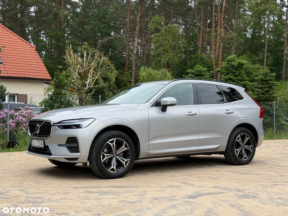 Volvo XC 60 B4 B Momentum Pro - 1