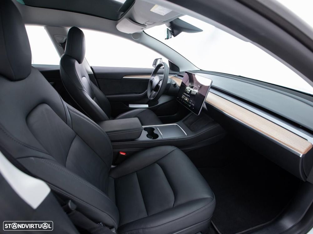 Tesla Model 3 Standard RWD Plus - 11