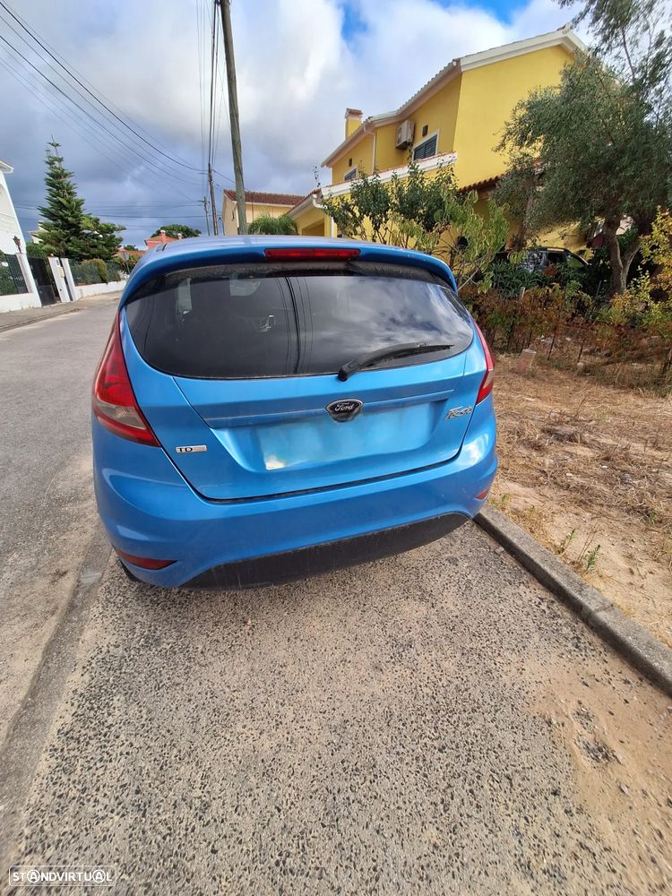 Ford Fiesta 1.4 TDCi Titanium - 5