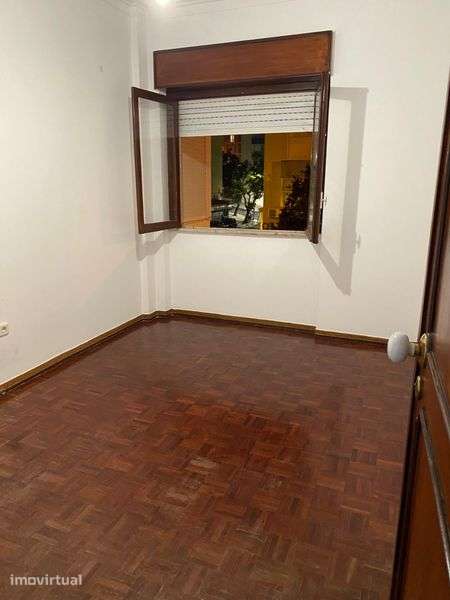 Alugo T2 em Odivelas - Grande imagem: 3/7