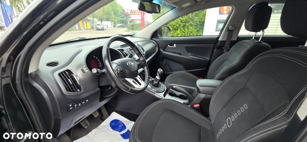 Kia Sportage 2,0 CRDI AWD Vision - 32