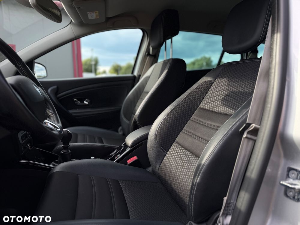 Renault Megane ENERGY TCe 130 BOSE EDITION - 15
