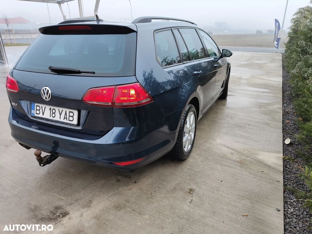 Volkswagen Golf - 3