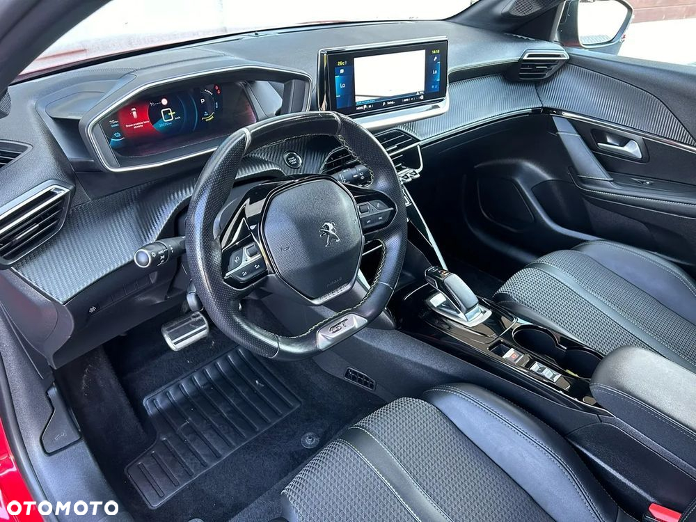 Peugeot 208 e-208 GT Line - 11