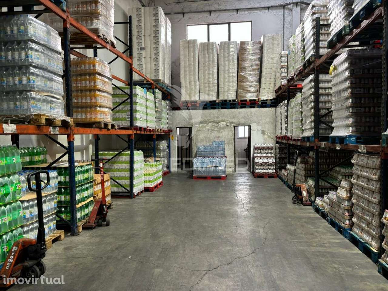 Venda armazém 1200 m2 excelente localização Lourel, Sintra - Grande imagem: 3/14