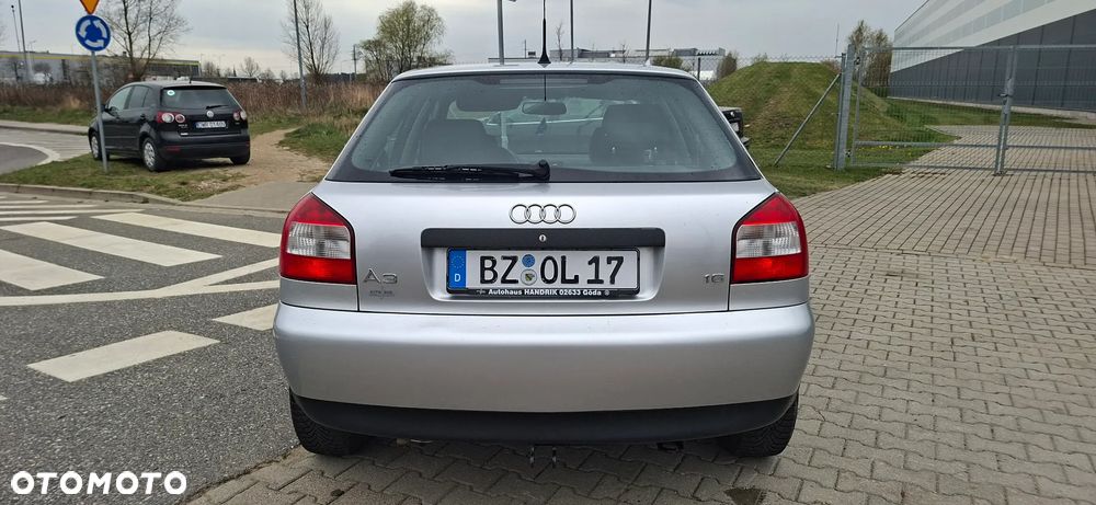 Audi A3 Sportback 1.6 Ambition - 10