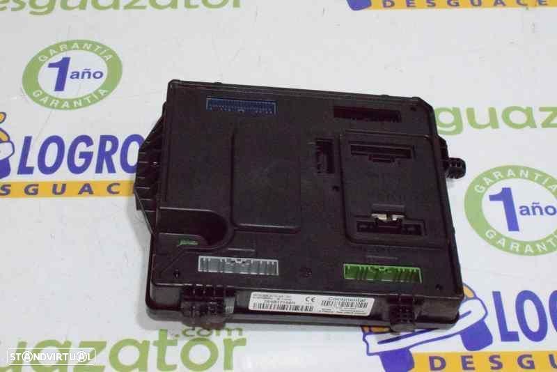 CAIXA DE RELES FUSÍVEIS RENAULT MEGANE III COUPE - 1