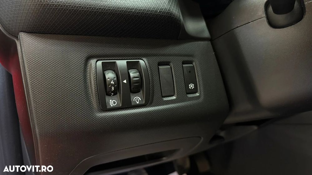 Renault Clio Estate 0.9 TCe Authentique - 22