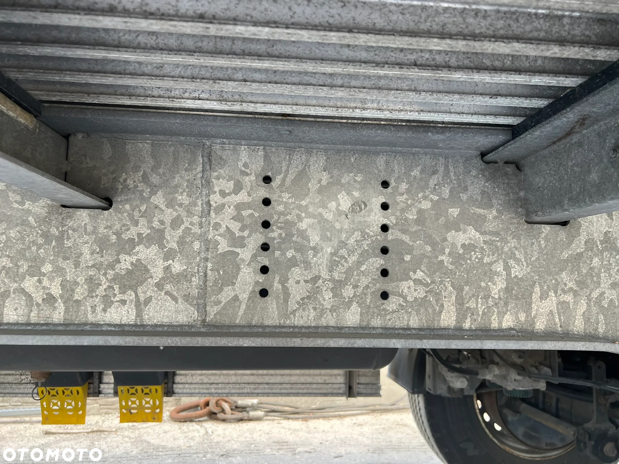 Schmitz Cargobull Kontener przejazdowy nowe opony winda Niemcy - 5
