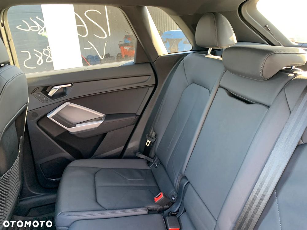 Audi Q3 - 21