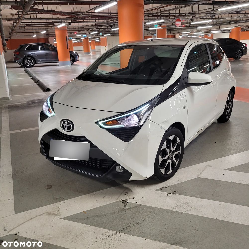 Toyota Aygo 1.0 VVT-i Black Edition - 1