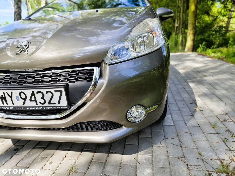 Peugeot 208 - 31