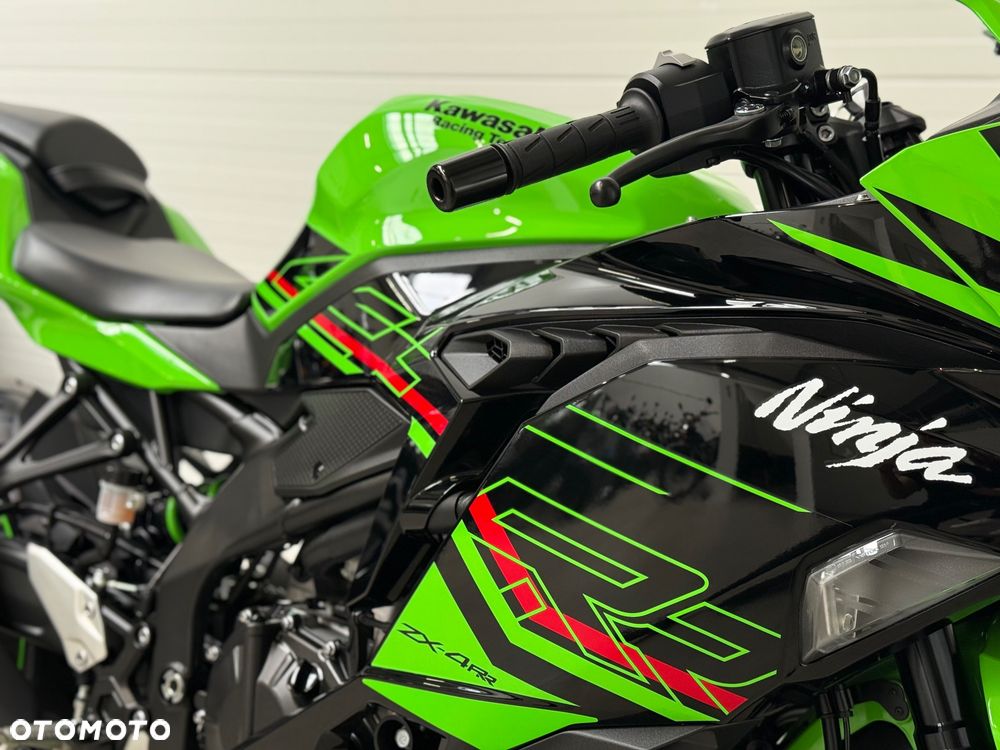 Kawasaki ZX - 16