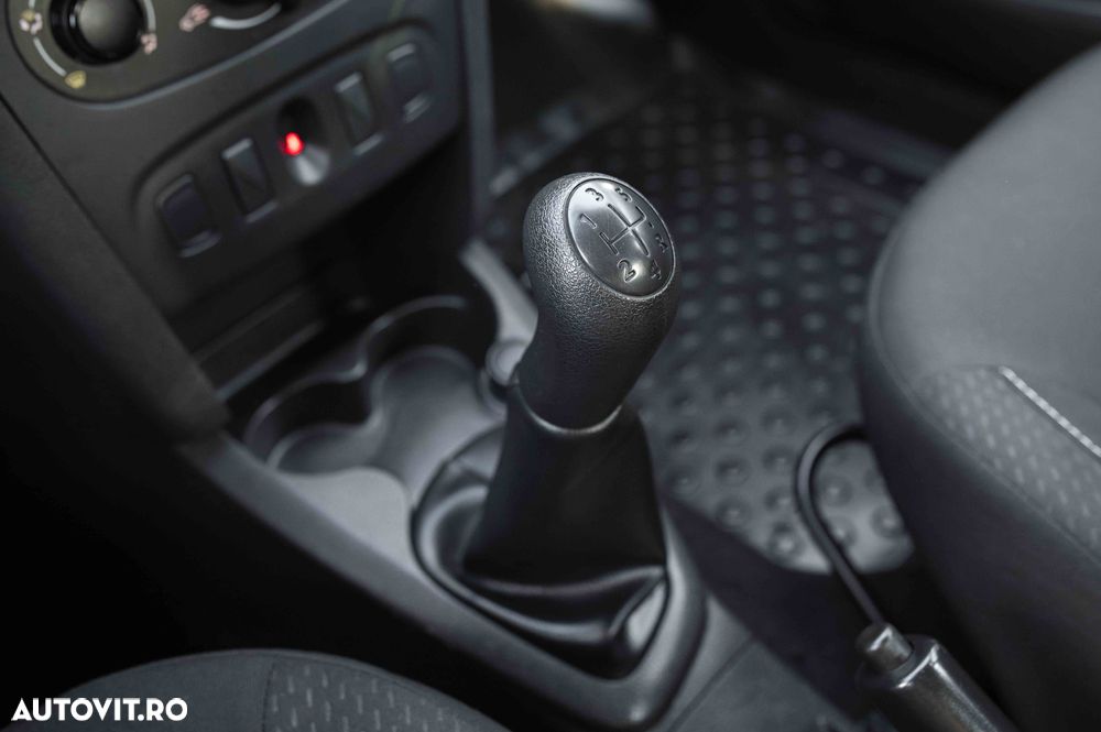 Dacia Logan 0.9 TCe SL PLUS - 27