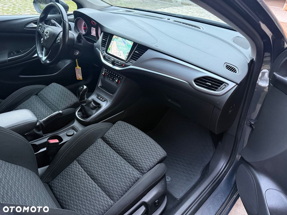 Opel Astra - 10