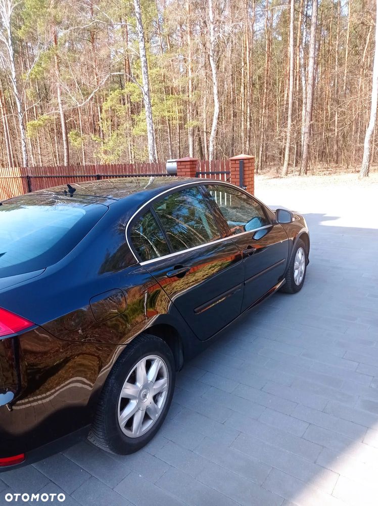 Renault Laguna 2.0 DCi Dynamique - 9