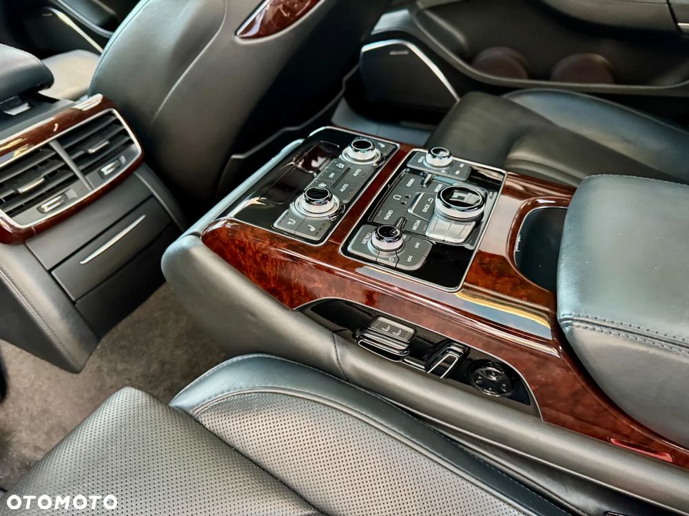 Audi A8 4.2 TDI L Quattro - 24
