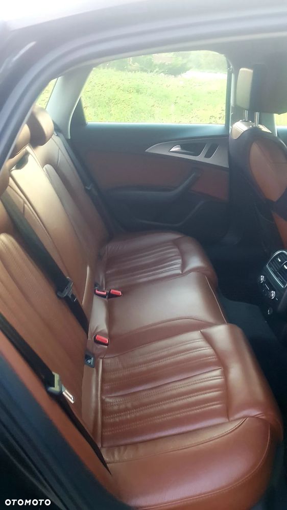 Audi A6 - 6